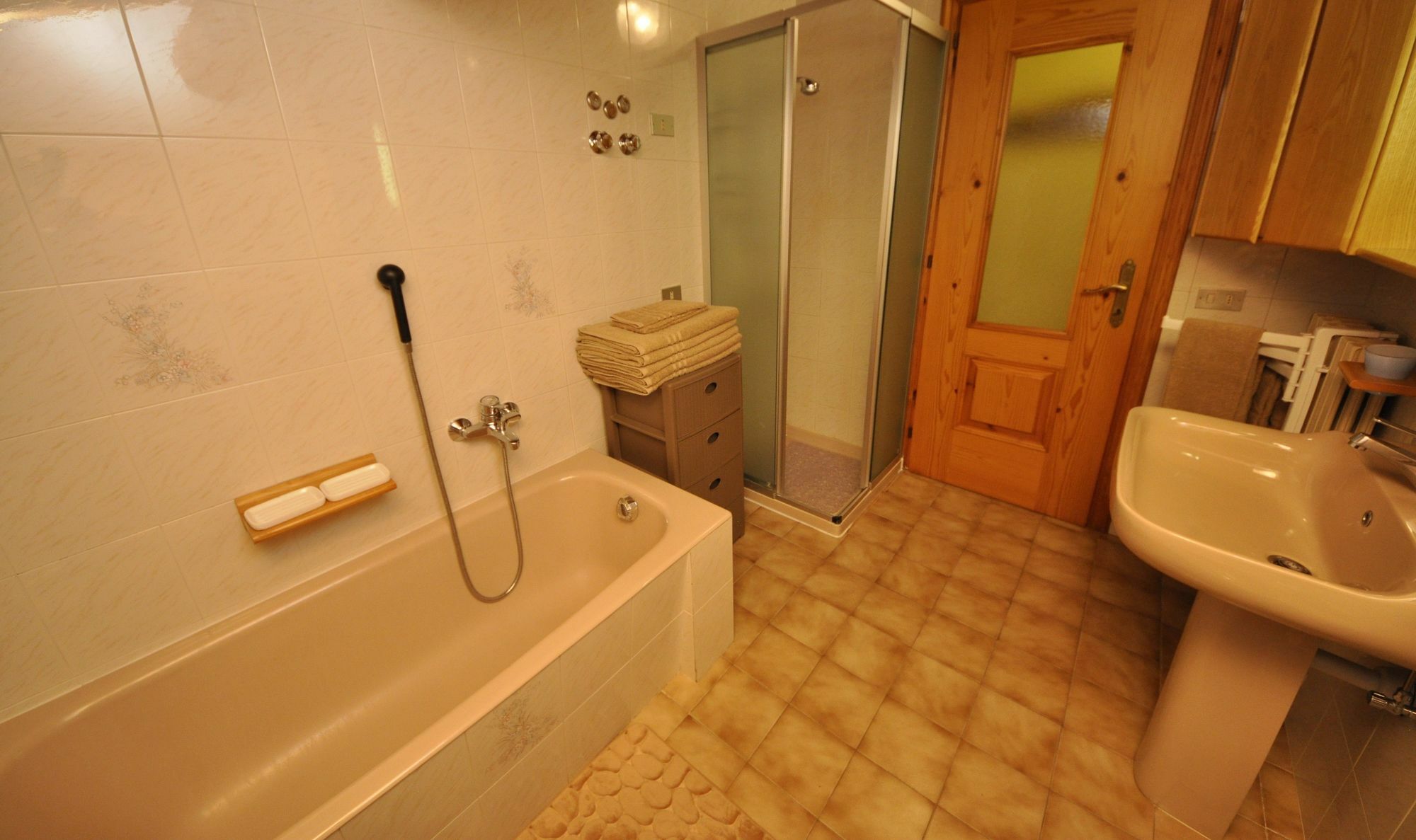 Appartamento Valeriano By Livigno Accomodation Dış mekan fotoğraf